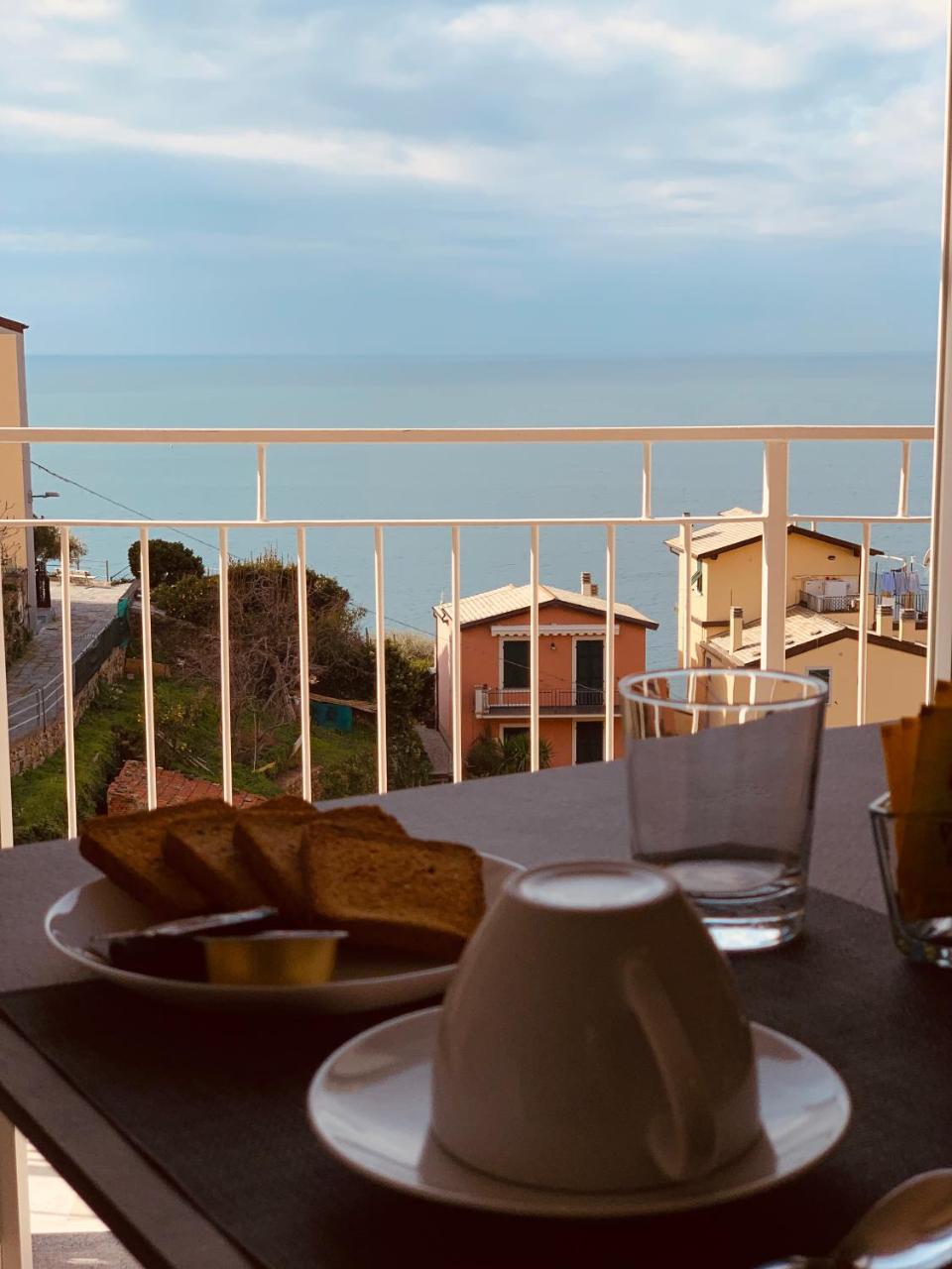 Cinque Terre Coast To Coast Hotel Рио Маджоре Екстериор снимка
